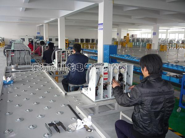 VS1真空斷路器手車